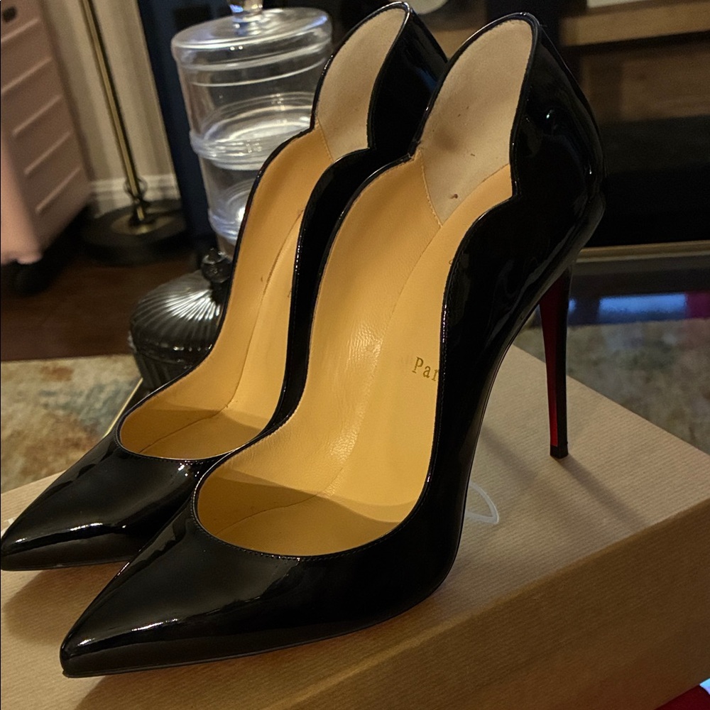 Christian Louboutin Hot Chick 100Black and Red Heels